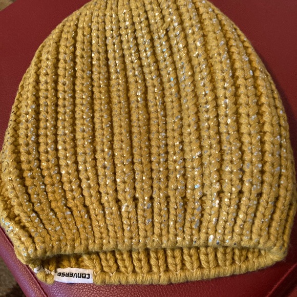 Women’s Converse Hat - Picture 2 of 2